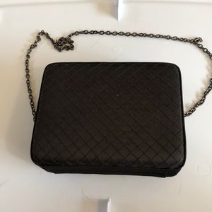 Small hard case evening bag with chain